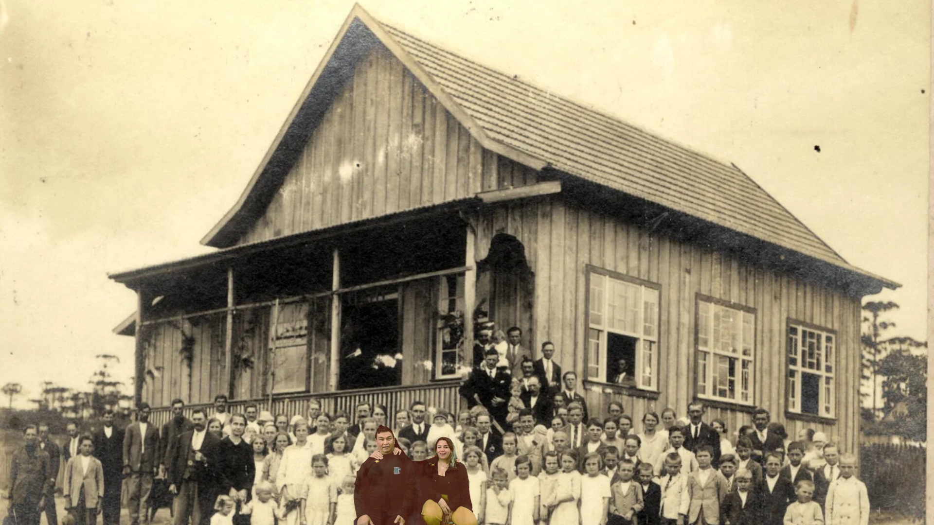 Família Outono Dourado no campo